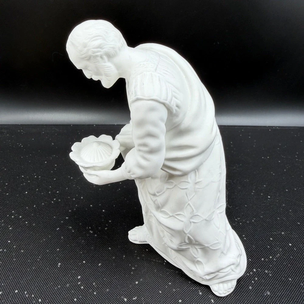 Lenox The‎ Nativity Kneeling King Wiseman White Bisque Porcelain Figurine 6inch